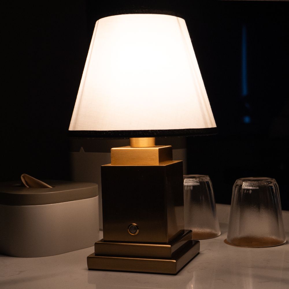 Nira Fabric Table Lamp