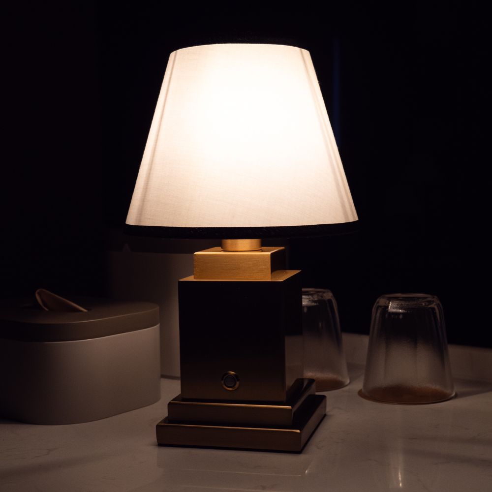 Nira Fabric Table Lamp