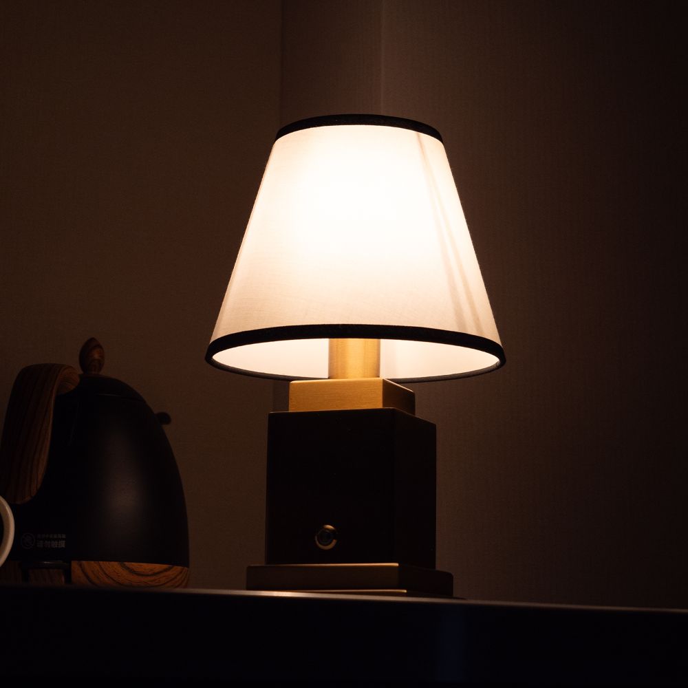 Nira Fabric Table Lamp