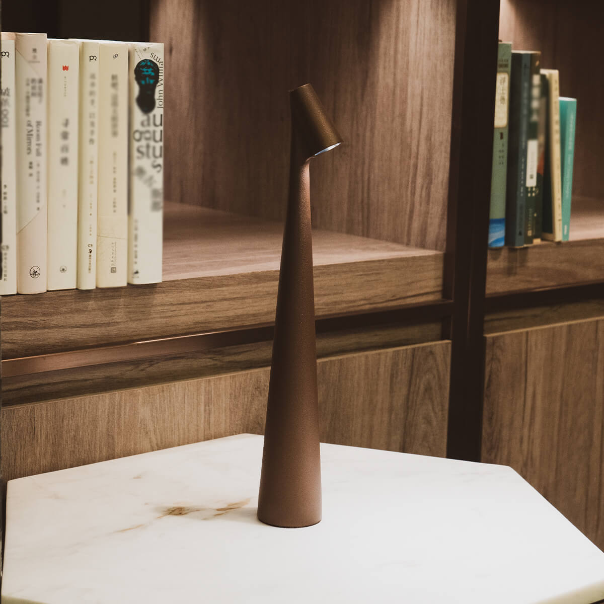 Vetra Portable Table Lamp