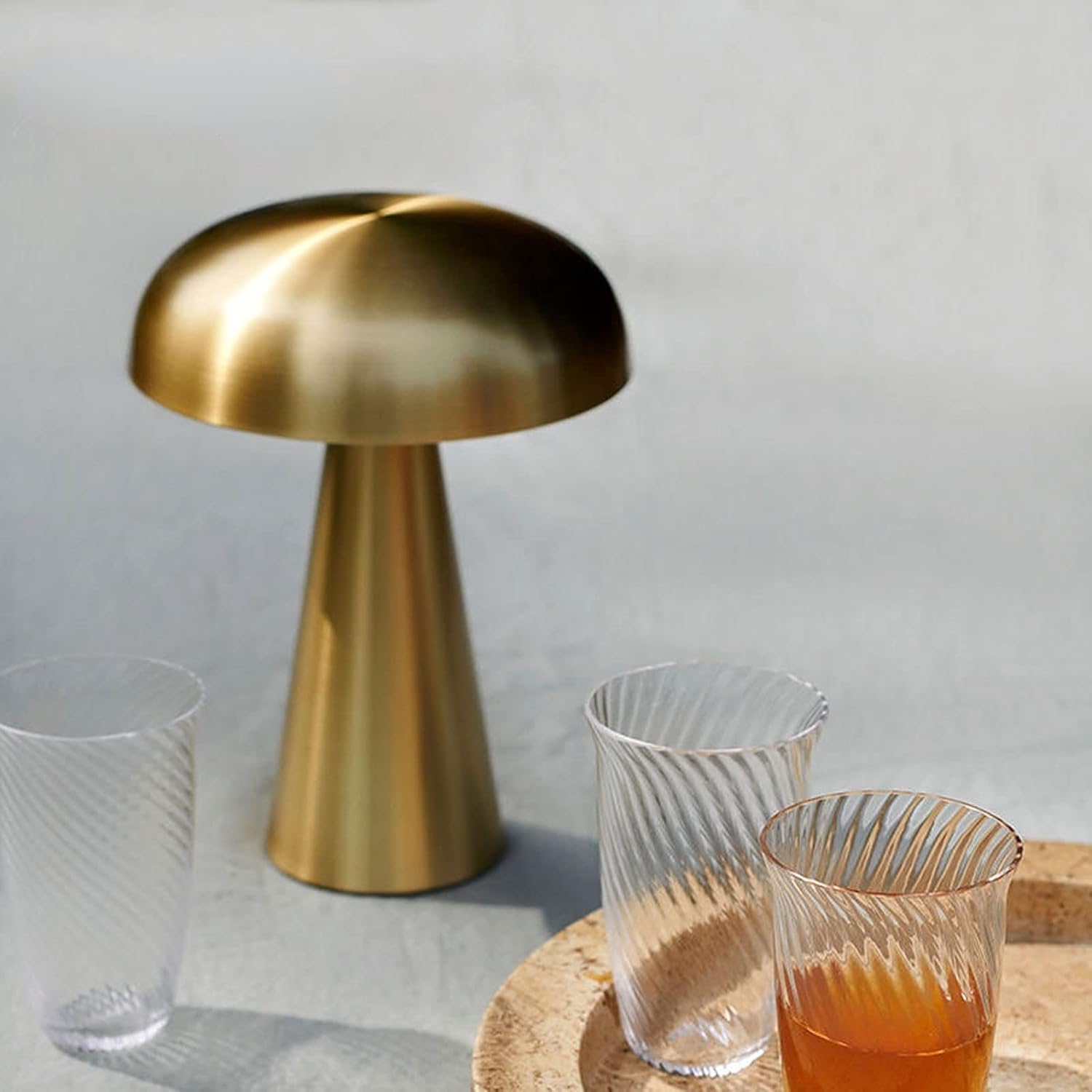 Lumo Table Lamp