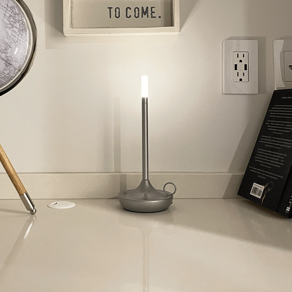 Vetra Wick Lamp
