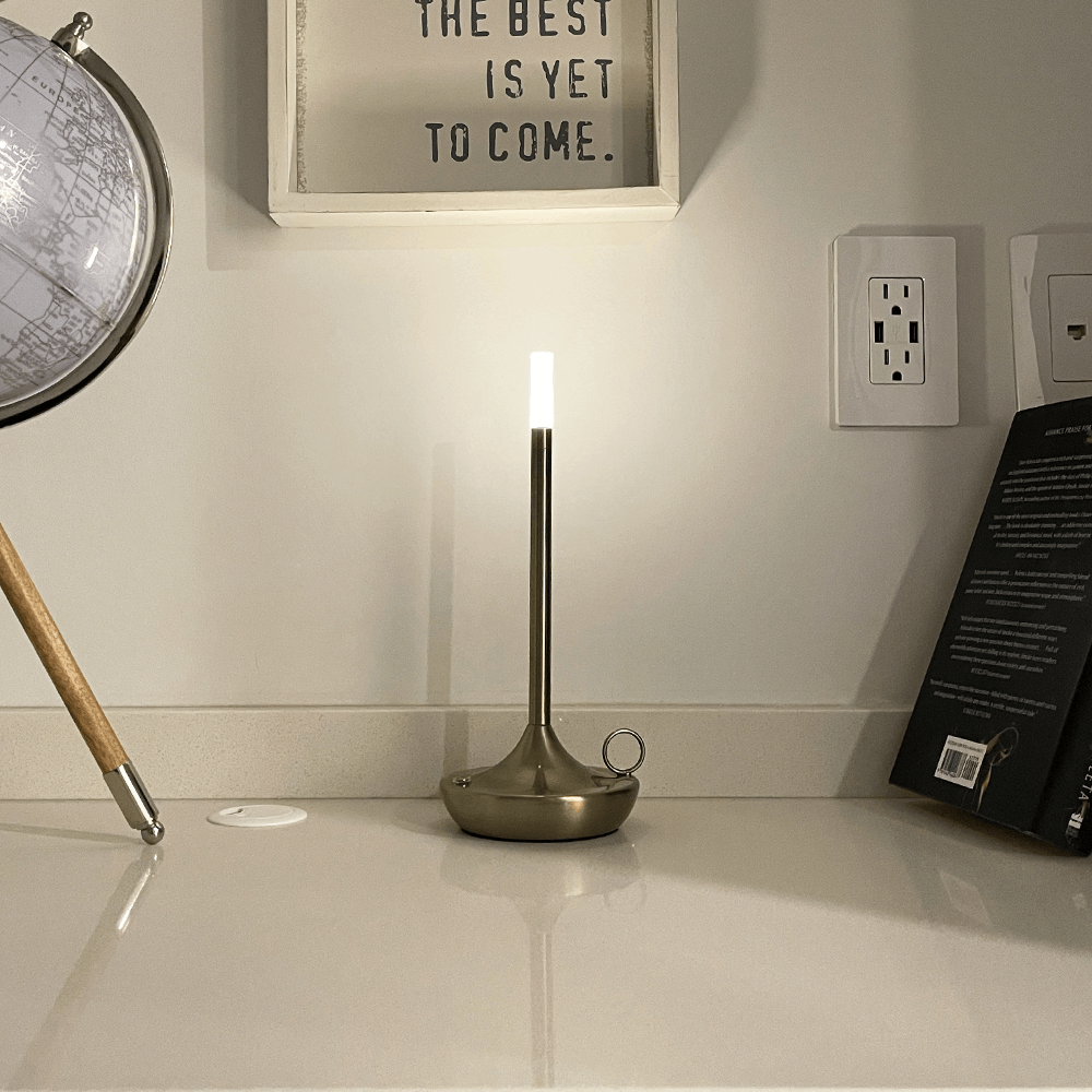 Vetra Wick Lamp